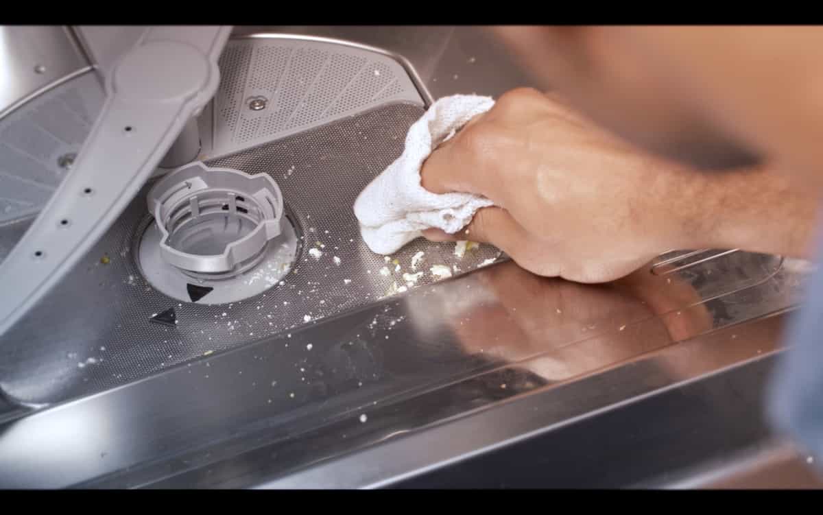 Cleaning Food Debris from a Dishwasher